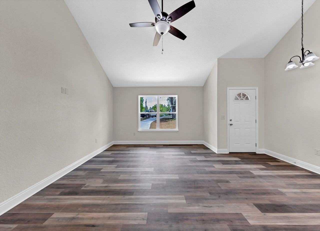 106 Eastview Dr - Photo 6 of 24