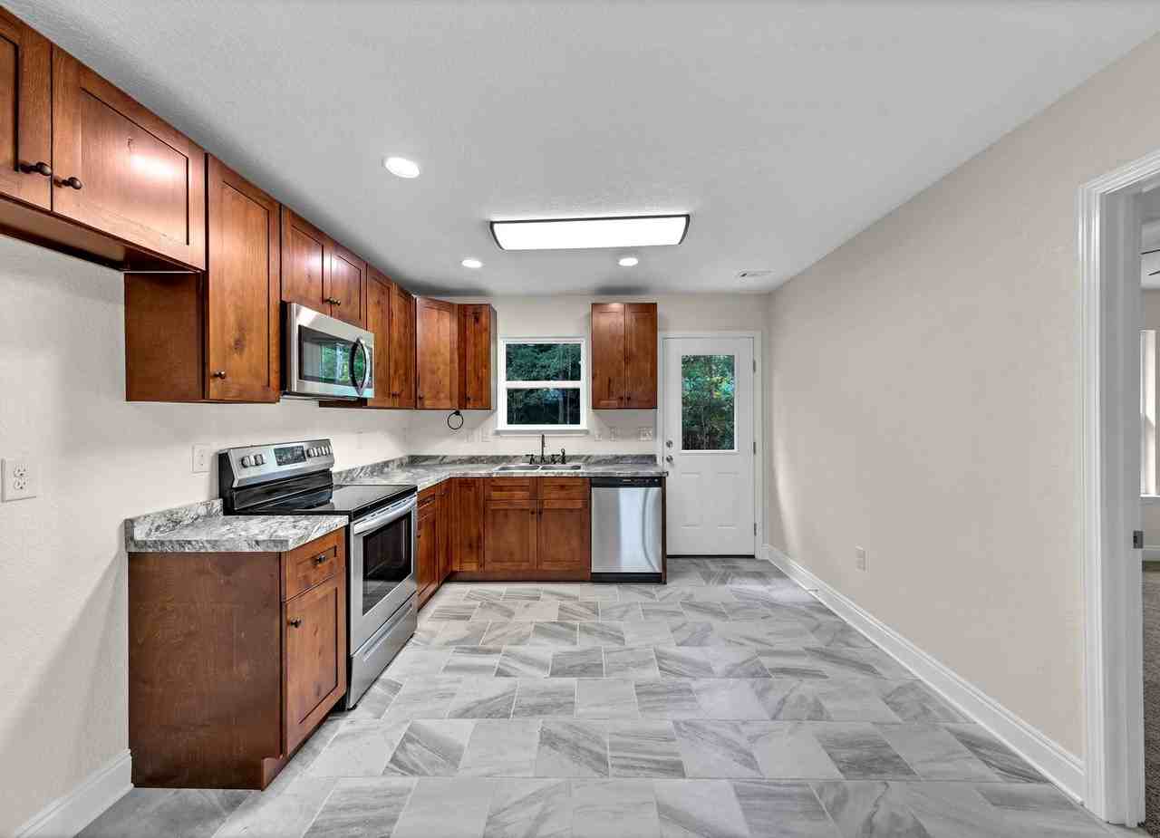 106 Eastview Dr - Photo 7 of 24