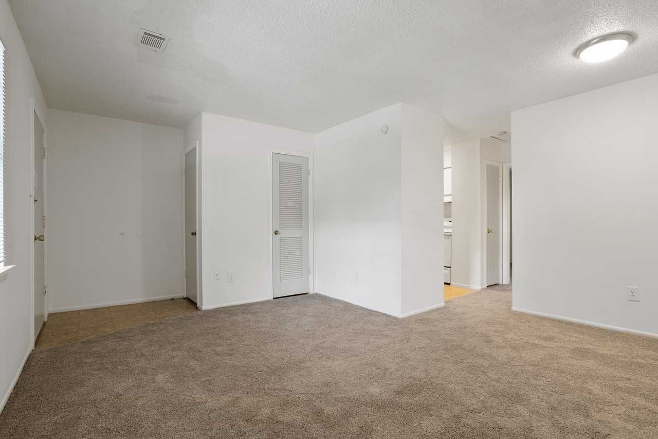 Fairhill Apartments - Photo 4 of 49