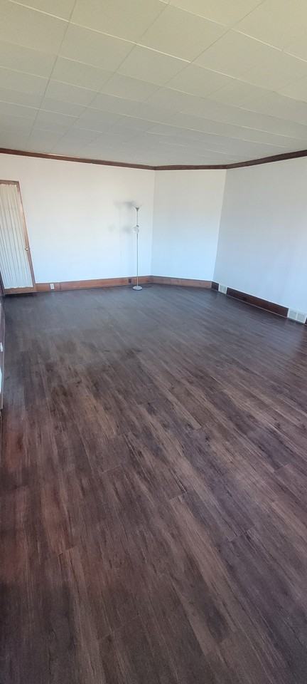 3118 Skellie Ave #1 - Photo 5 of 9