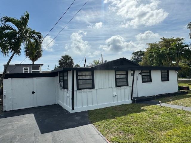 108 Nw 14th Ave #NA - Photo 2 of 18