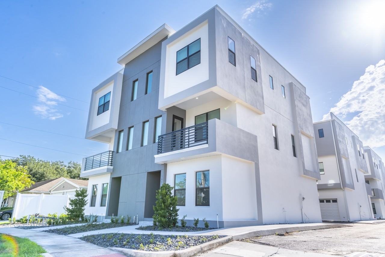 135 W Grant St #135 - Photo 2 of 50