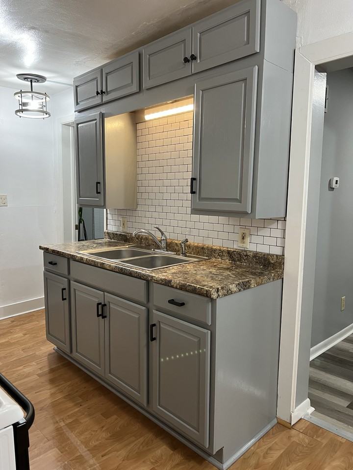 2325 S Madison Ave #NA - Photo 2 of 8