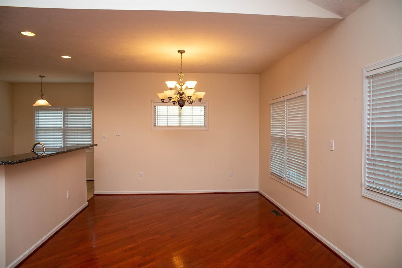 36 Wateredge Ln #1 - Photo 4 of 37