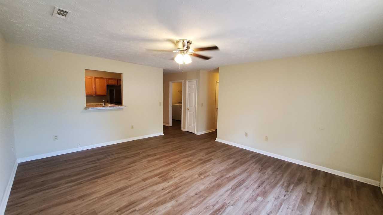 1154B Micha Way - Photo 3 of 16