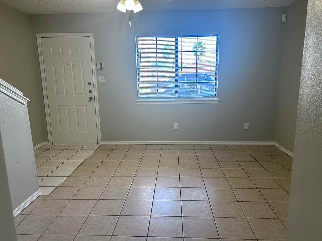 2202 W Elisa Ln #2202-11 - Photo 2 of 14