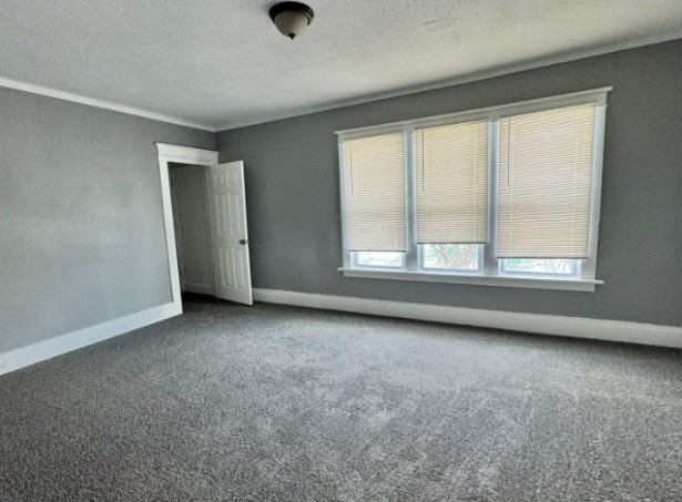 3027 Northwestern St #1 - Photo 4 of 15