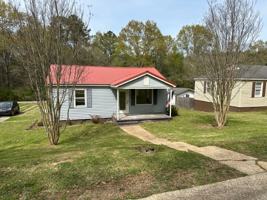 featured image of 51 Lakeside Dr #1