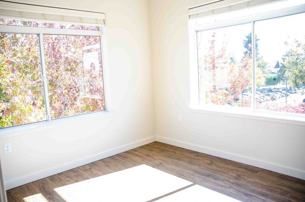 Stranda Apartments - Photo 5 of 9