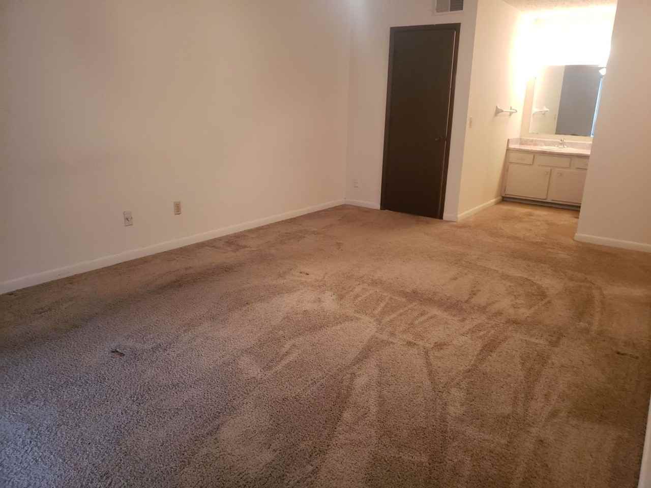 288 Yelton Ct - Photo 3 of 6