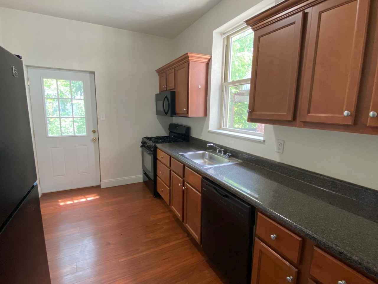 5440 Wilkins Ave - Photo 2 of 10