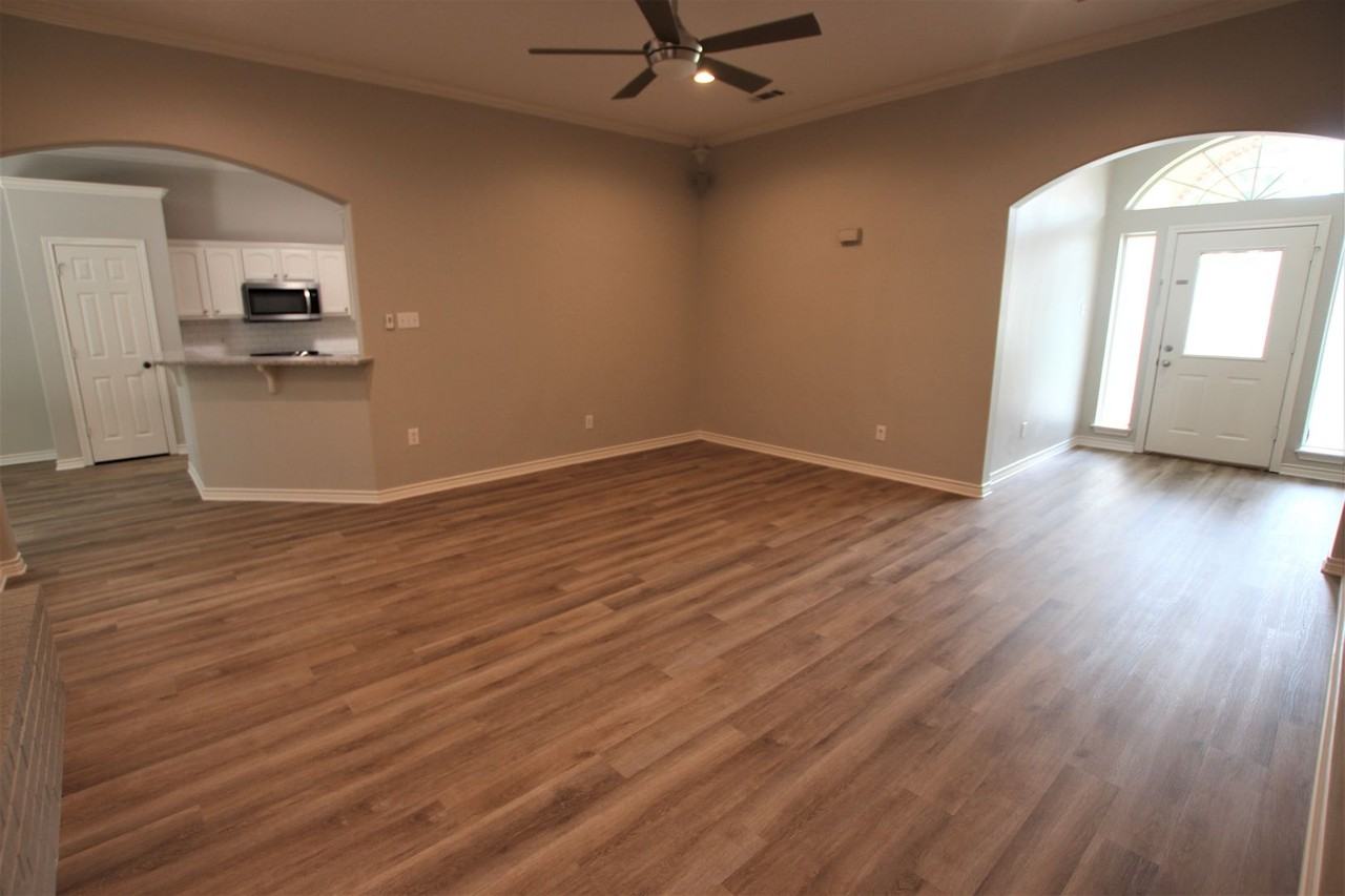 5707 Andover Dr - Photo 4 of 26