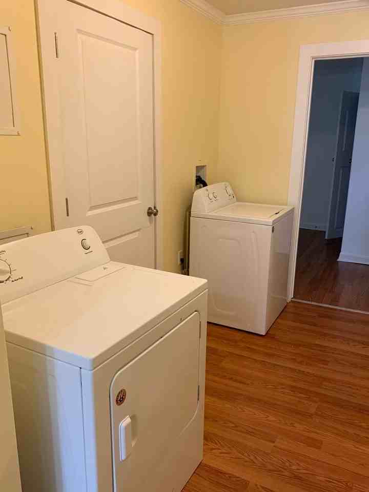 7412 Melody Dr - Photo 6 of 10