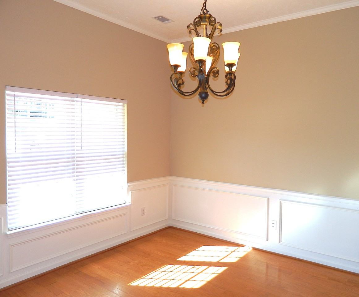 1087 Waltons Pass - Photo 5 of 26