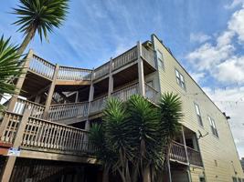featured image of 212 E St