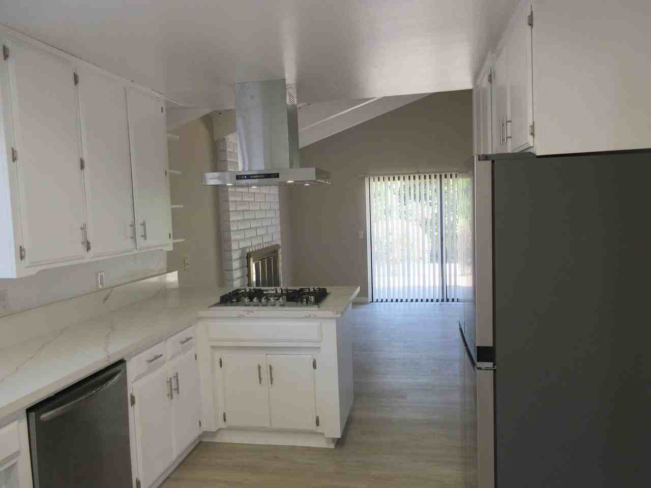 2490 Tierra Dr - Photo 6 of 17