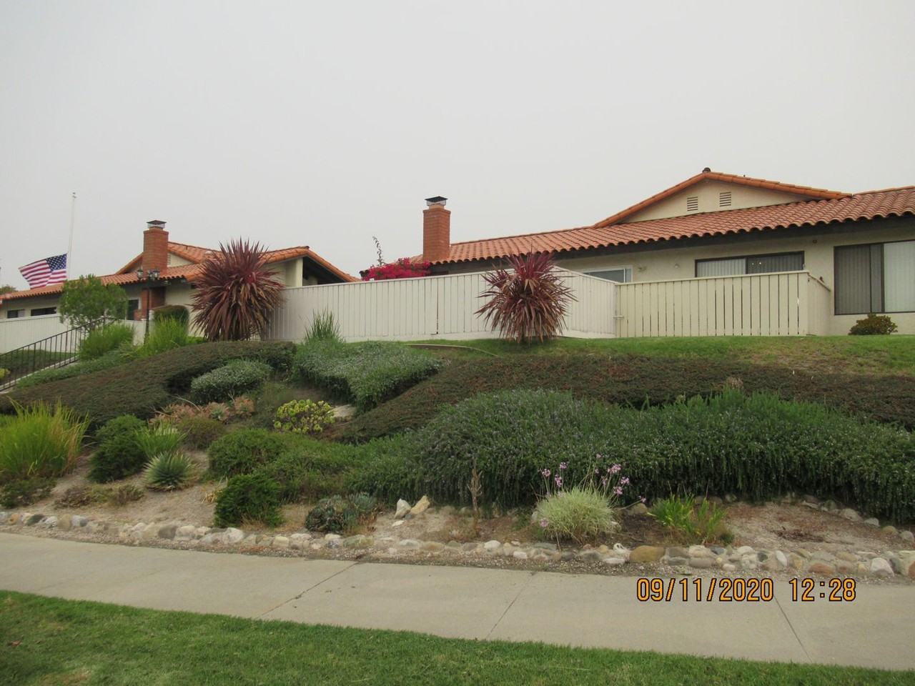 3941 Mesa Circle Dr - Photo 2 of 14
