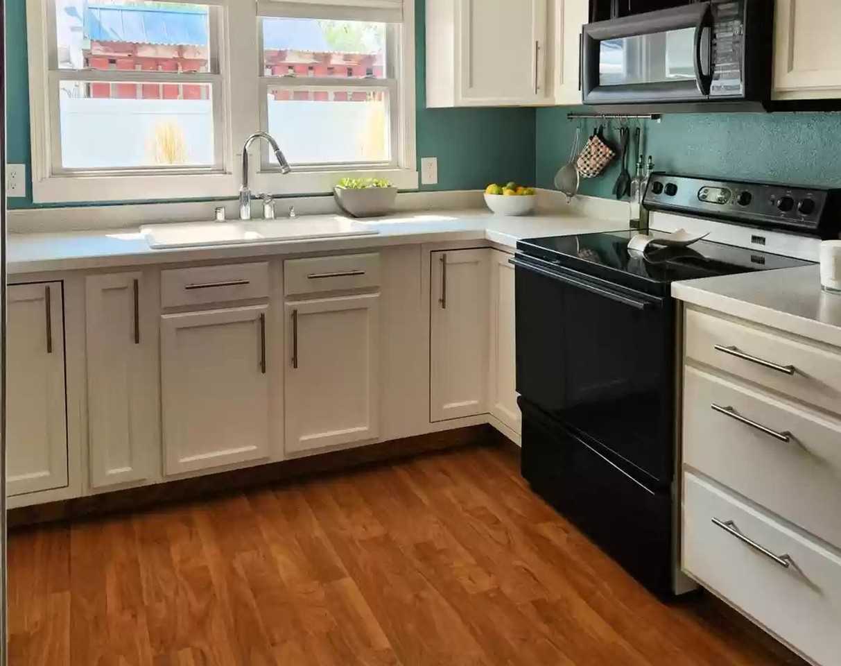 2218 Park St - Photo 5 of 14