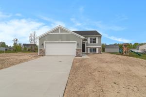 featured image of 3049 Trafalgar Dr