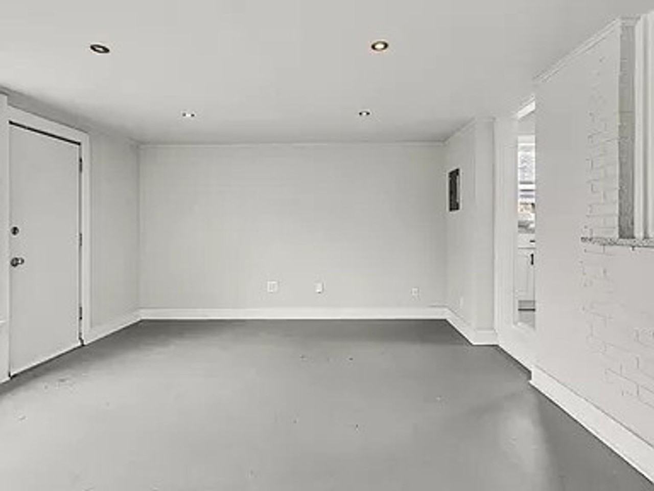 918 W Hill St - Photo 7 of 15