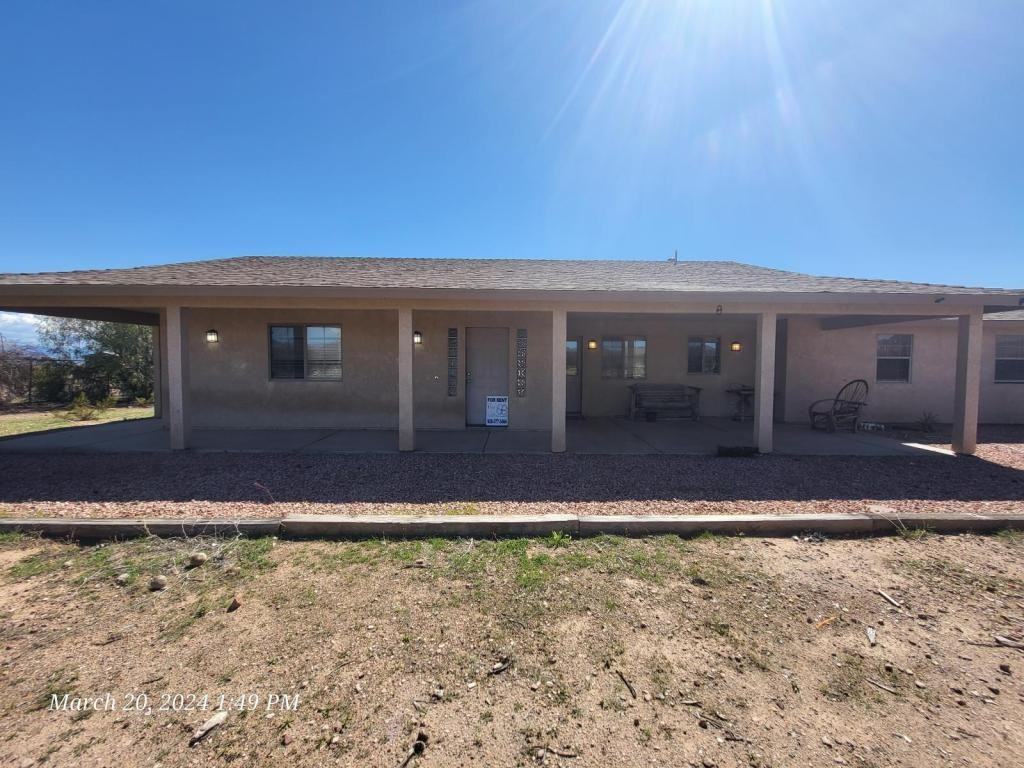 7808 Chinle Dr - Photo 3 of 15