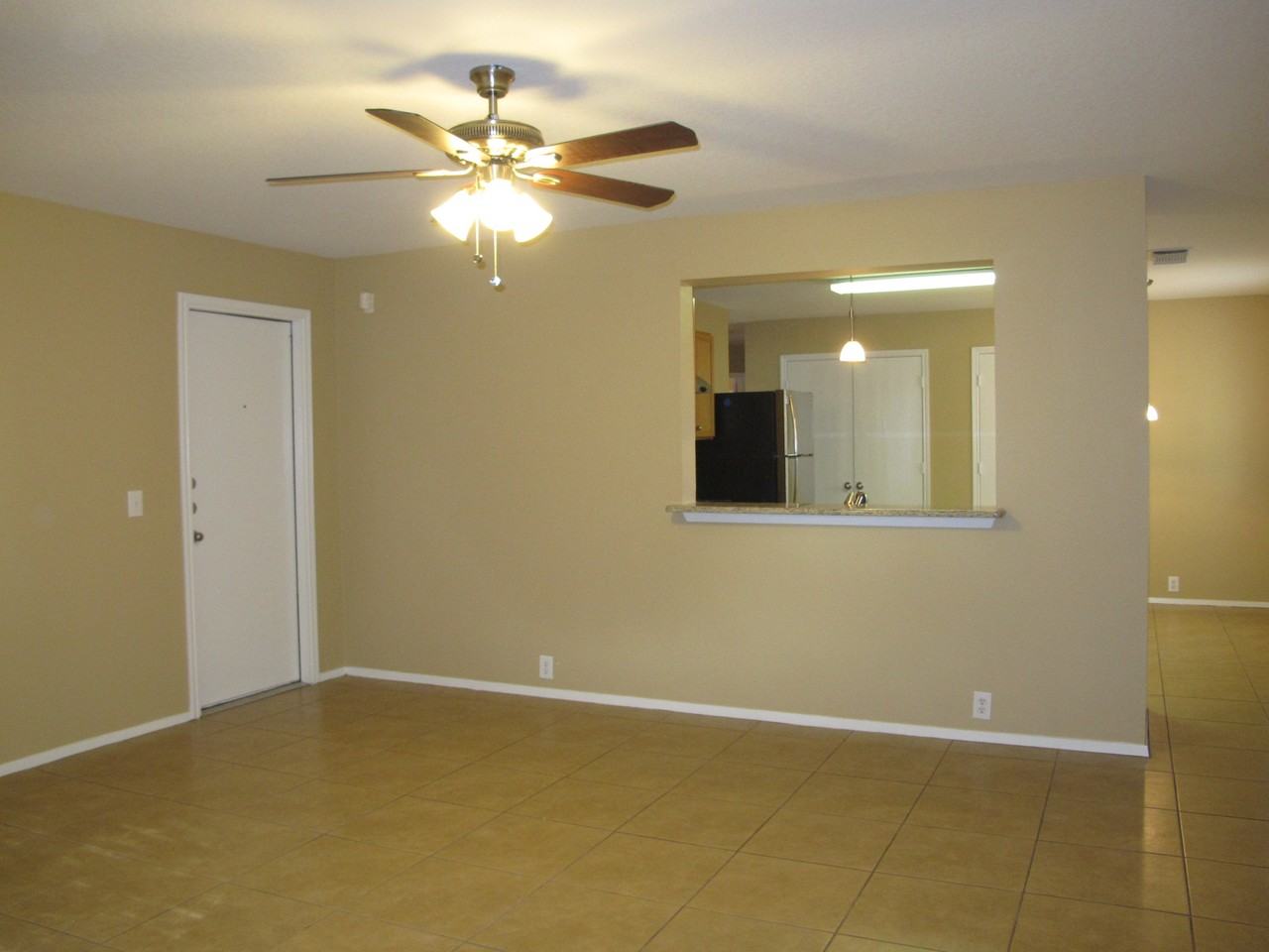 3235 Dartmouth Field Ln - Photo 3 of 16