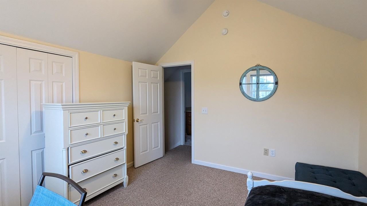 38 Freedom Ln #B - Photo 3 of 50