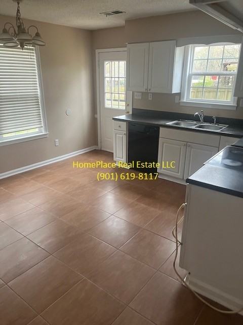 4006 Oak Rd - Photo 2 of 14