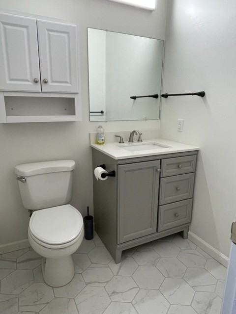 303 Pinewood Dr - Photo 3 of 20