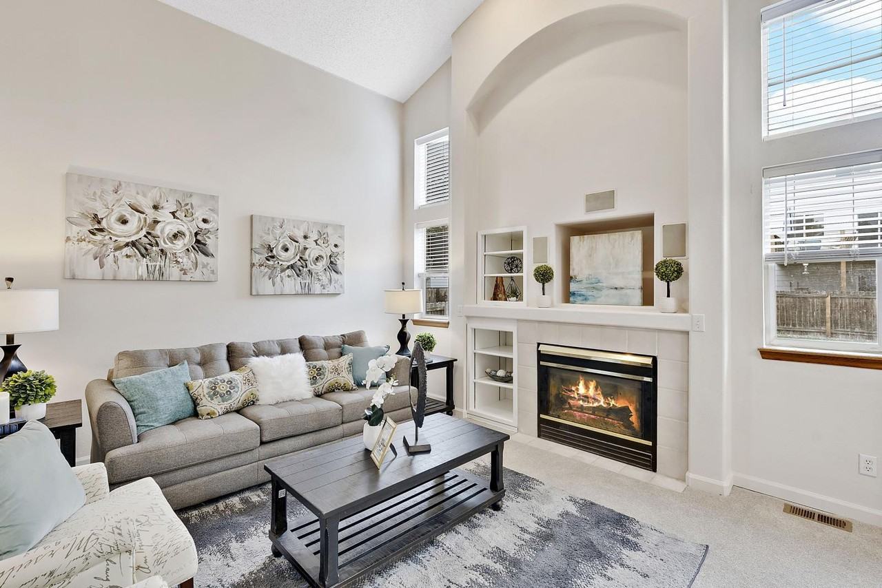 11215 Keota St - Photo 3 of 21