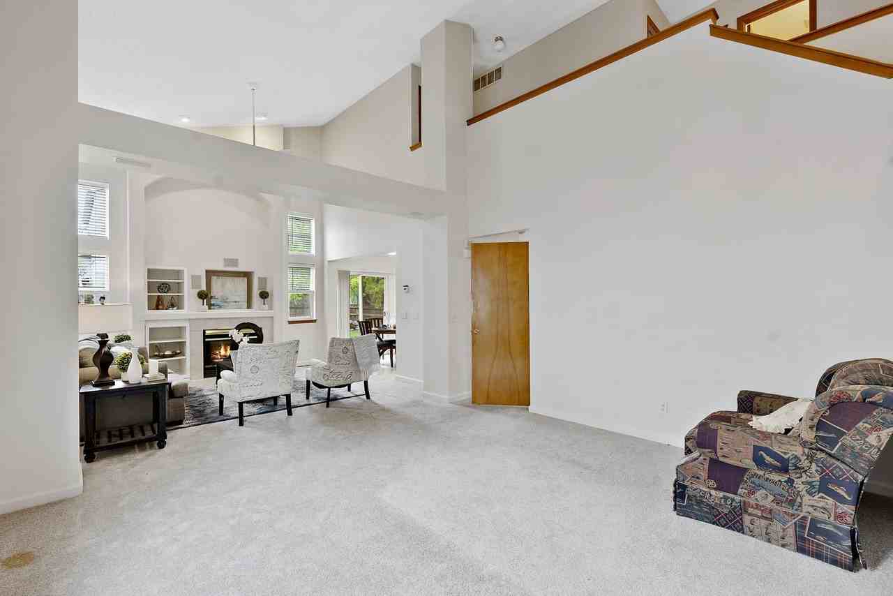 11215 Keota St - Photo 6 of 21