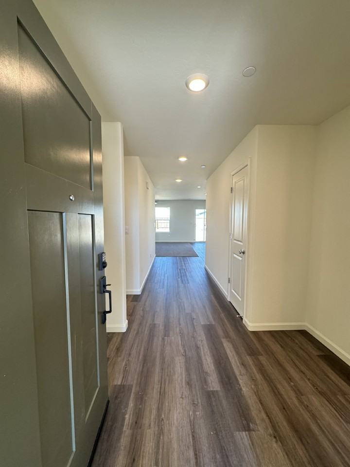 4549 Michelle Dr - Photo 7 of 32