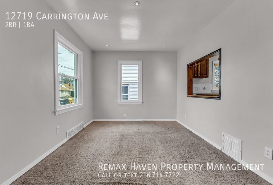 12719 Carrington Ave - Photo 3 of 20