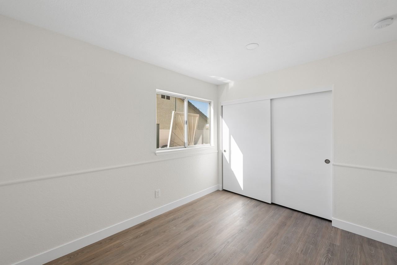 685 Jonquil St #NA - Photo 7 of 9