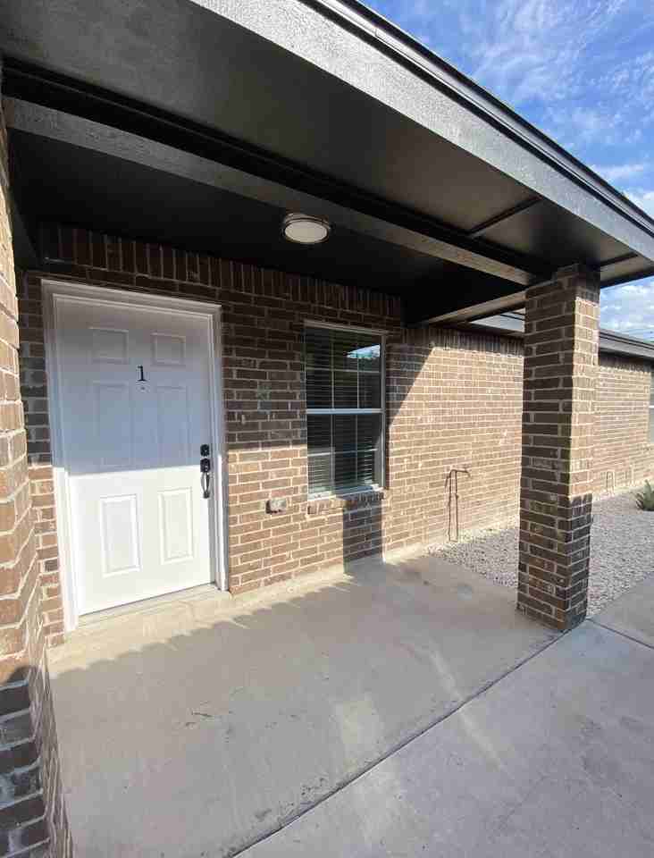 2407 Ivy Ave #A - Photo 2 of 30