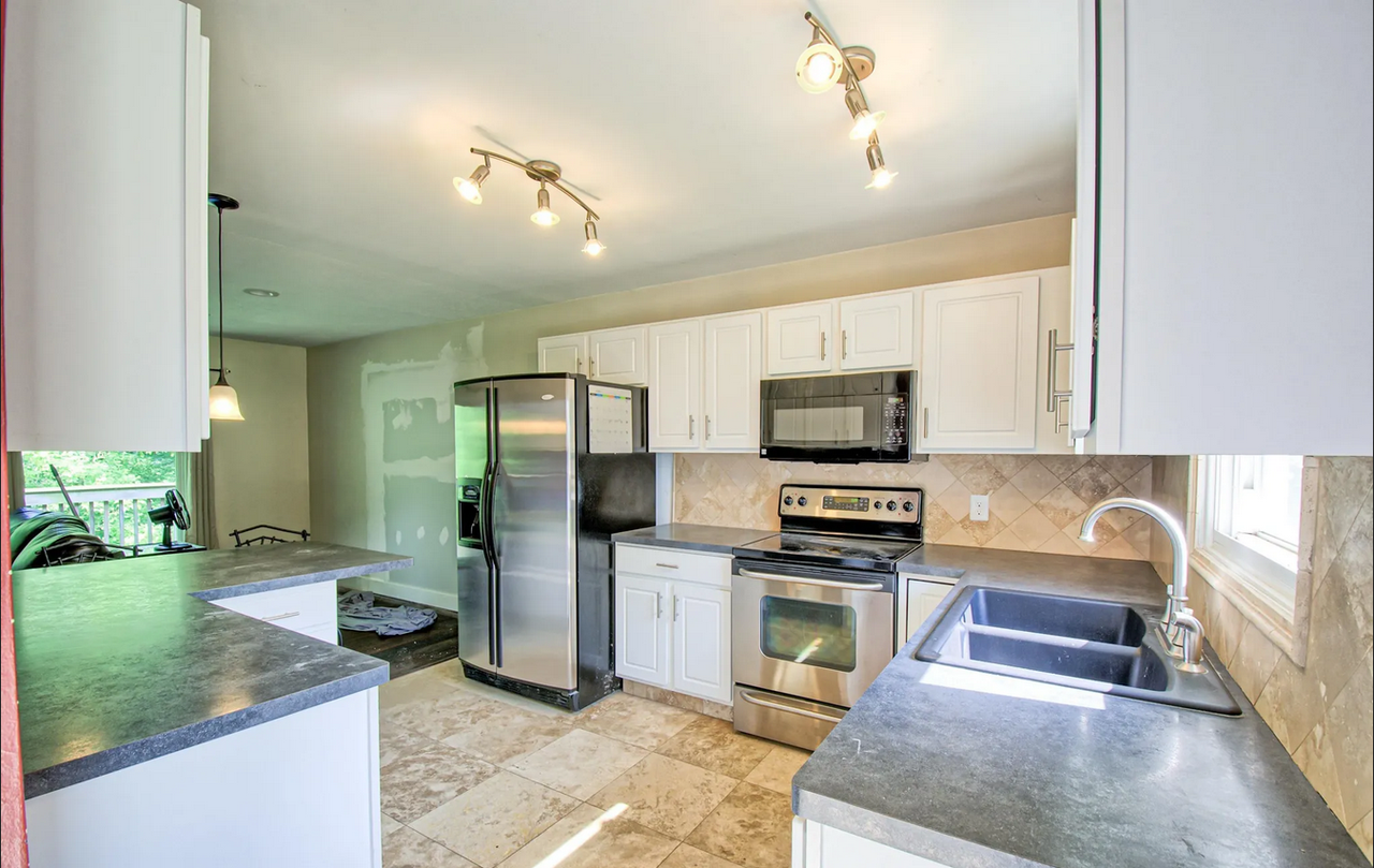 7195 Solomon Rd #NA - Photo 2 of 4
