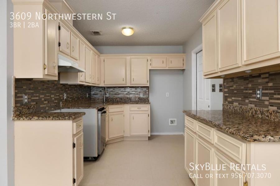 3609 Northwestern St - Photo 6 of 12