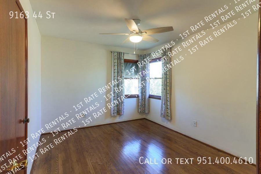 9163 44th St - Photo 3 of 10