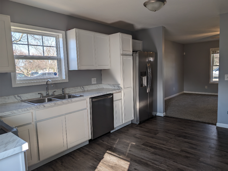 1908 N 30th St - Photo 3 of 13