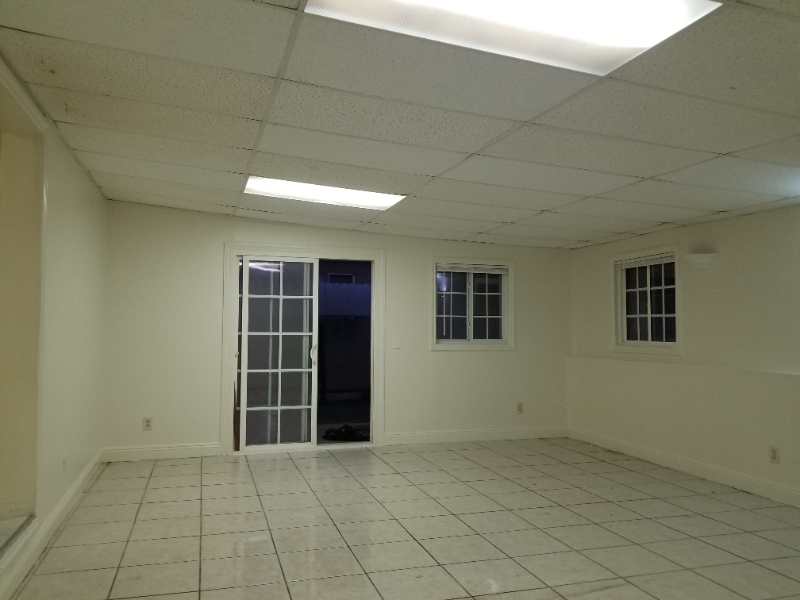 3223 55th St - Photo 2 of 6