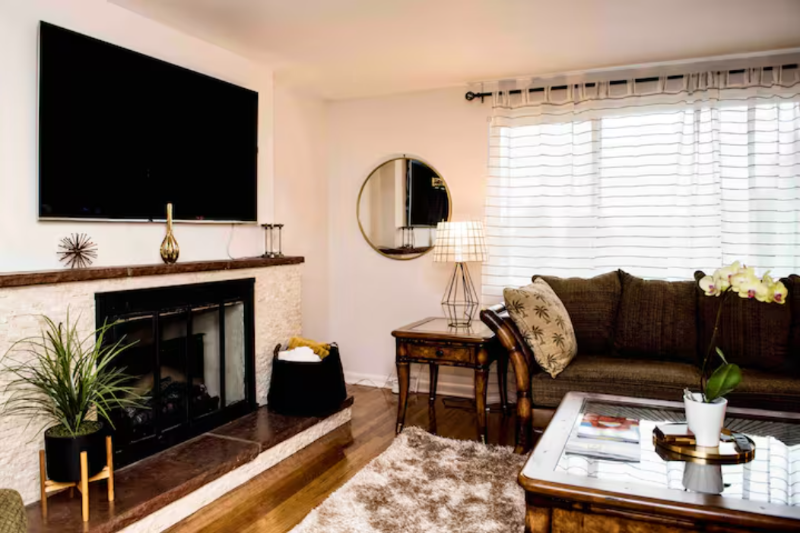 1945 S 2600 E - Photo 7 of 50