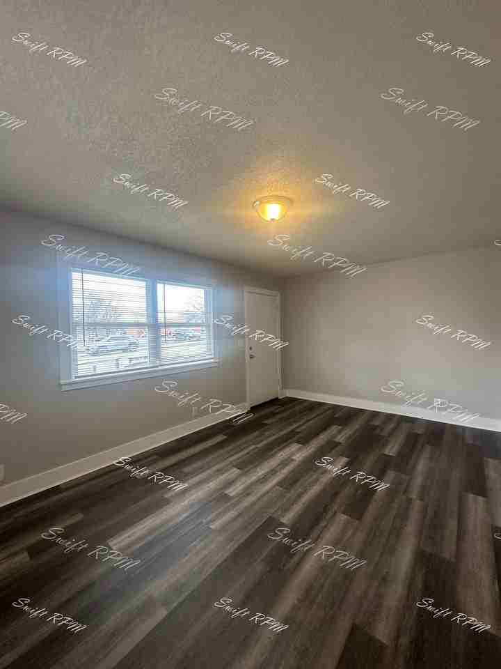 616-620 North 5th Street - Photo 2 of 6