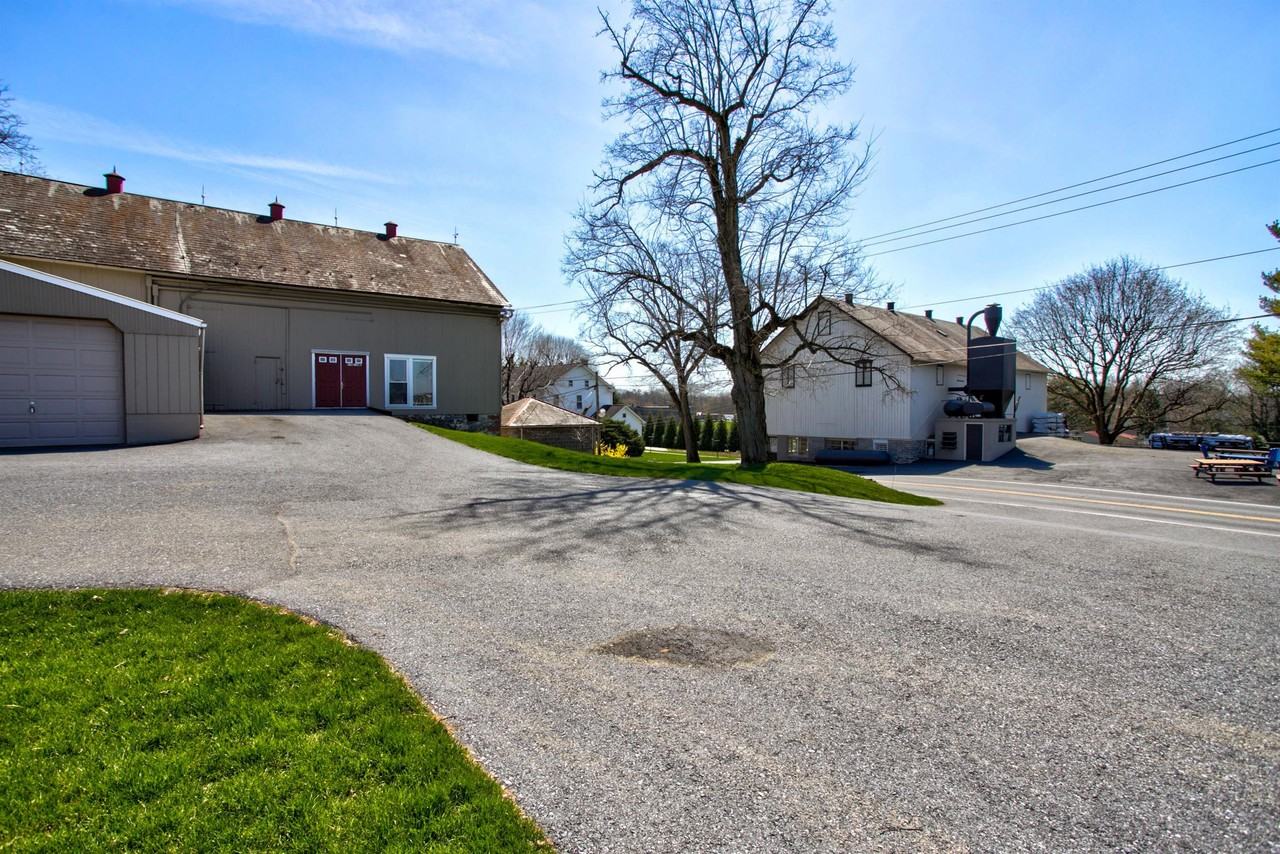 1500 Oregon Road - Photo 2 of 12