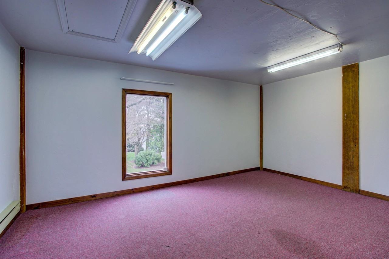 1500 Oregon Road - Photo 3 of 12