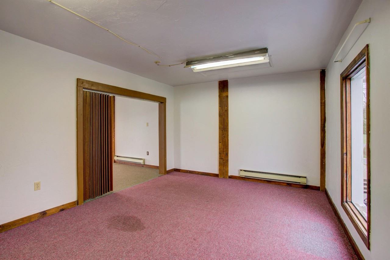 1500 Oregon Road - Photo 4 of 12