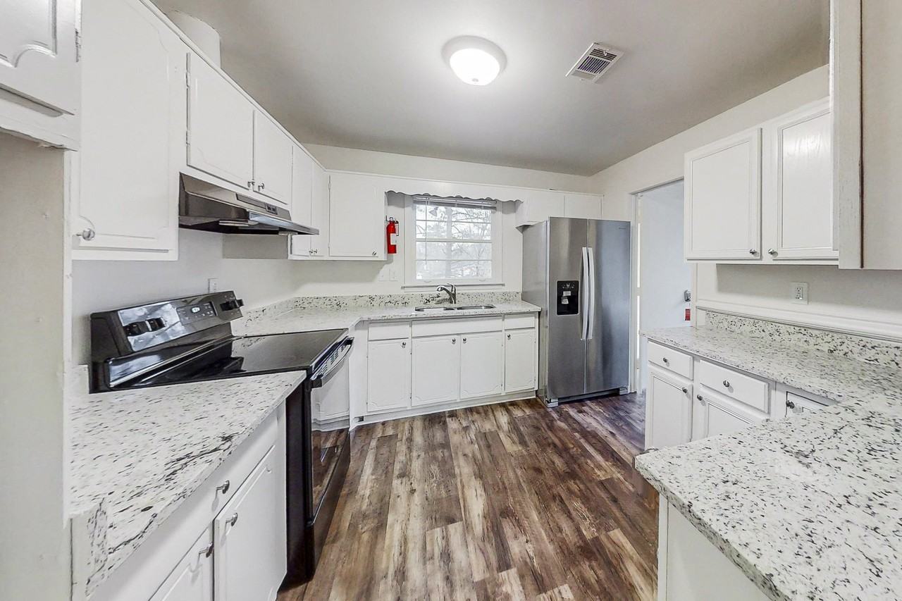 Norgate Ln - Photo 3 of 9