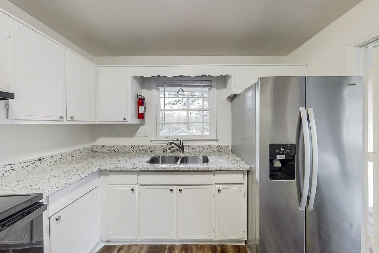 Norgate Ln - Photo 5 of 9