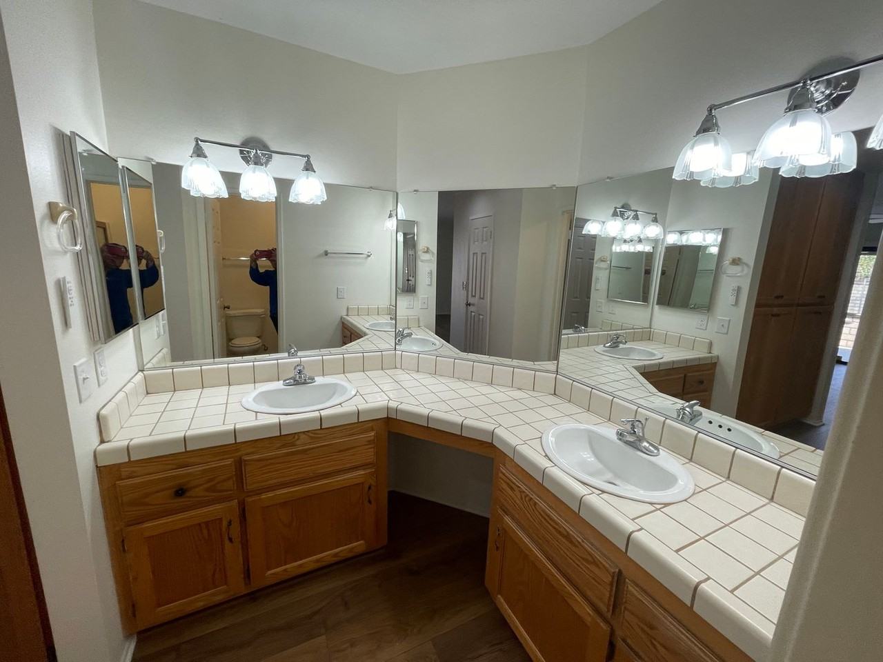 19230 Elm Dr - Photo 6 of 29