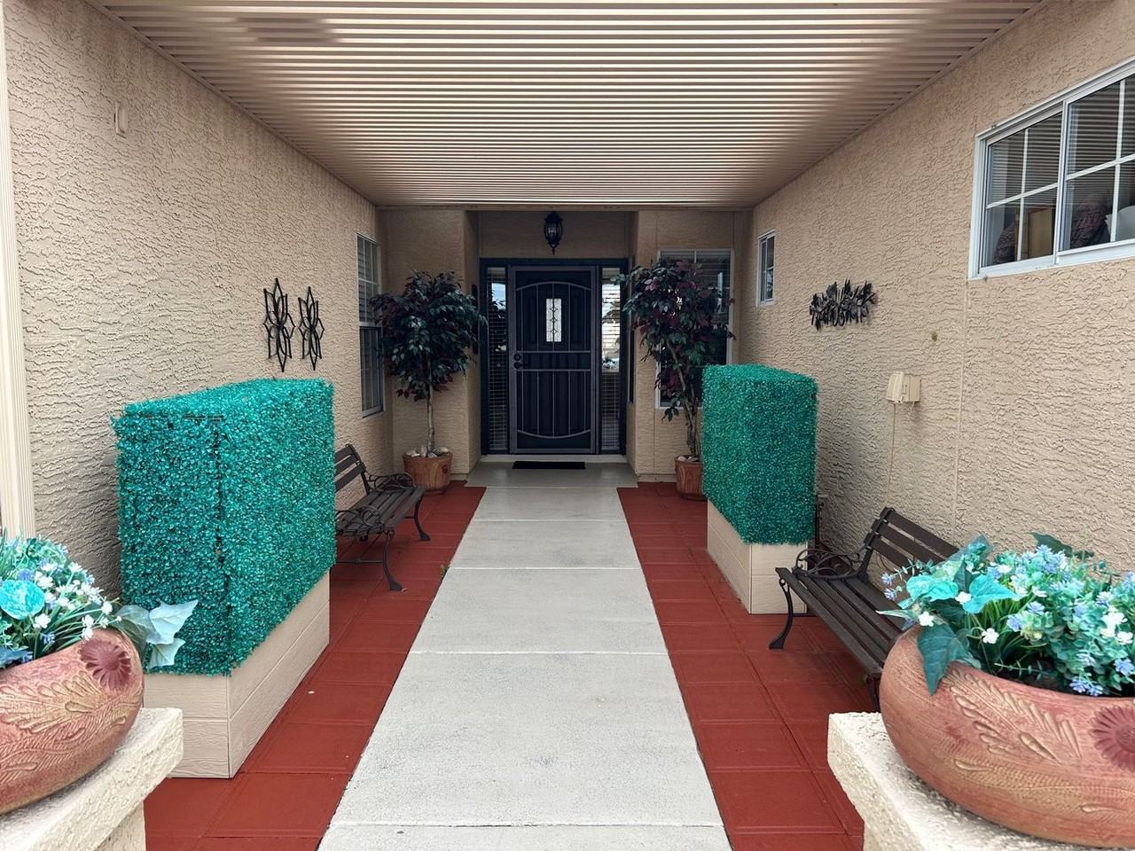 11118 E Navajo Dr - Photo 2 of 31