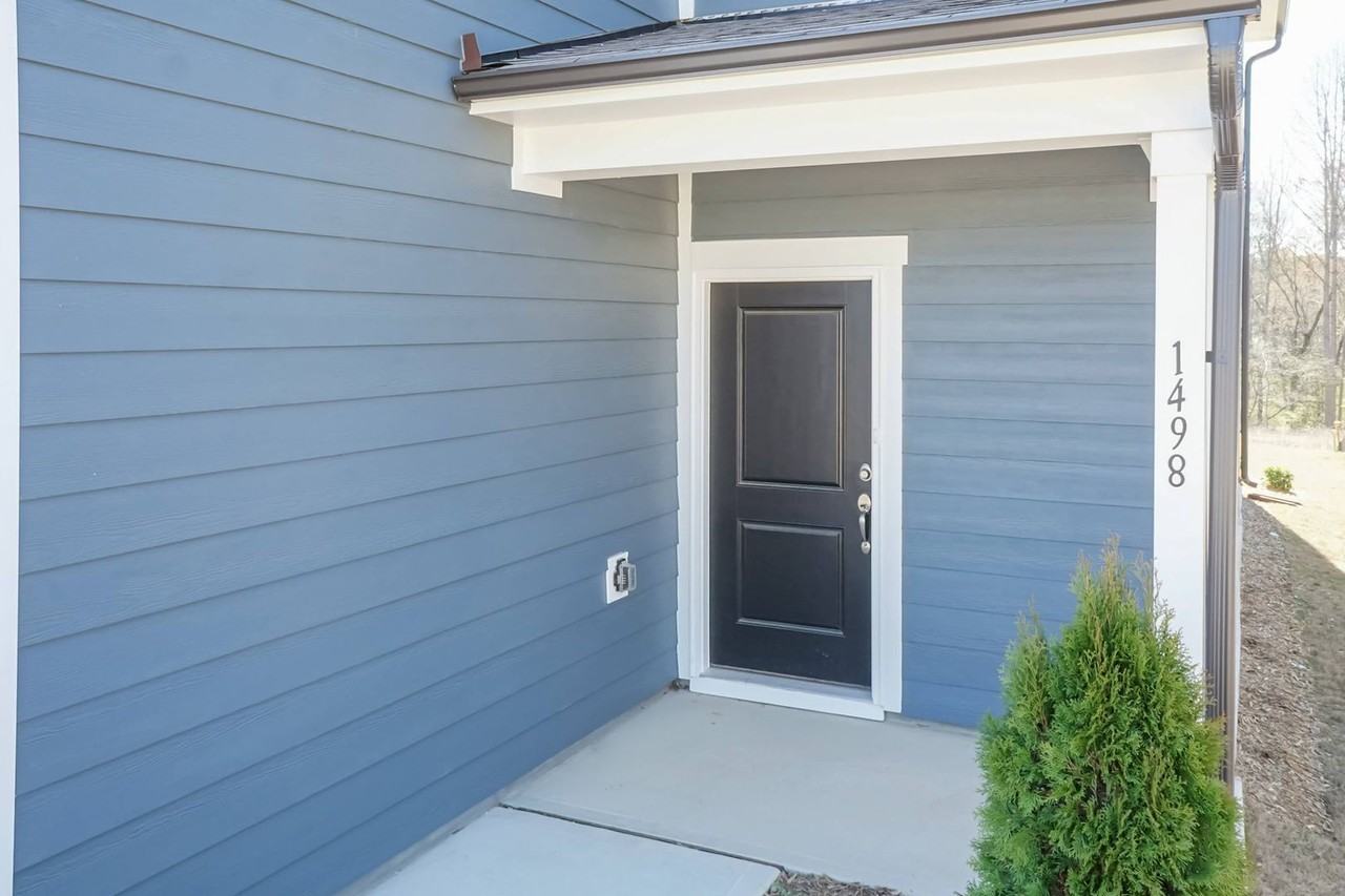 1498 Rhodes Pond St - Photo 2 of 28